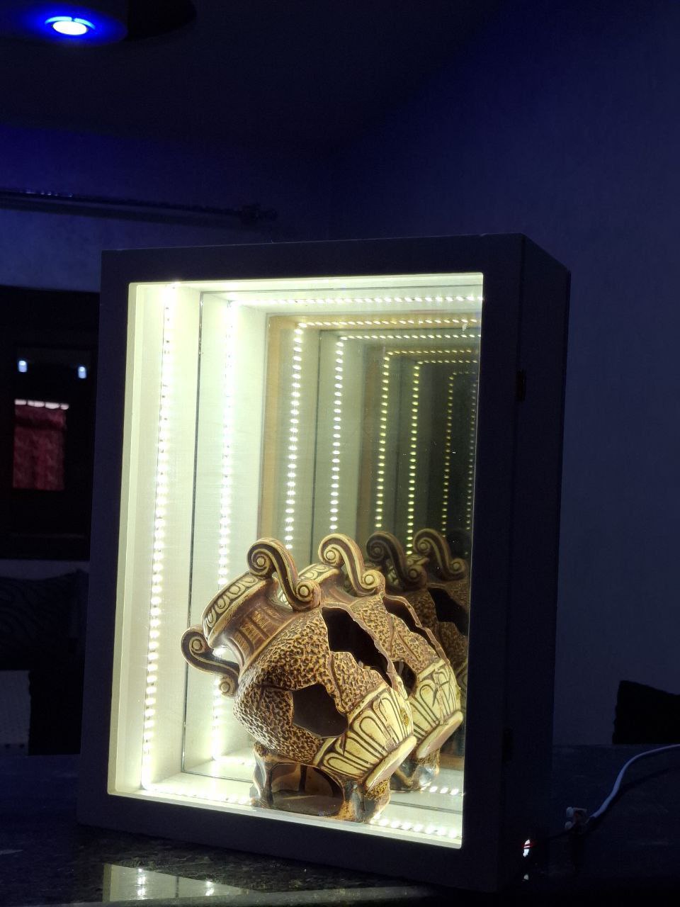 infinity box