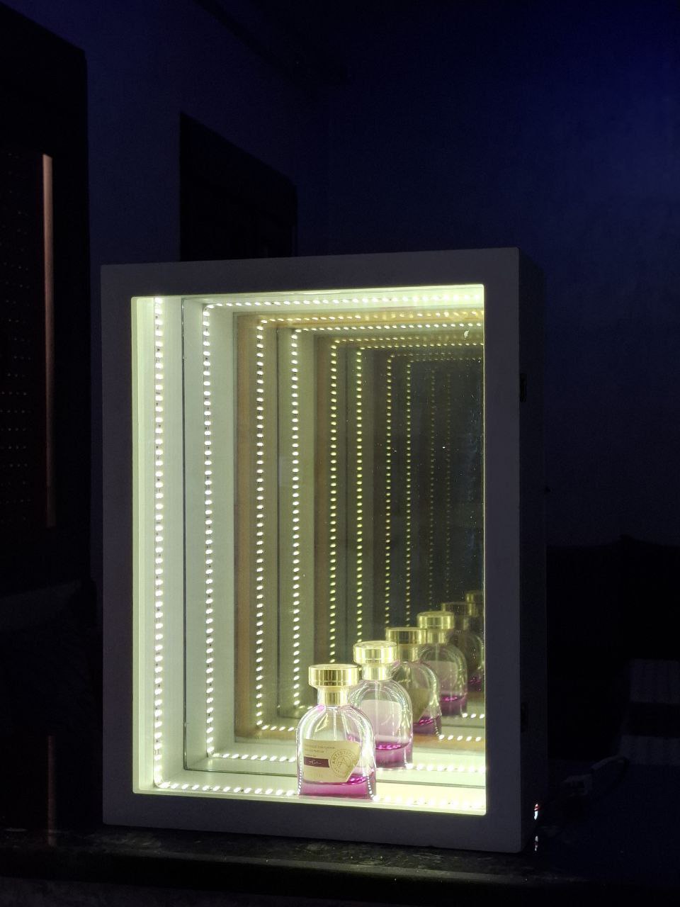 infinity box